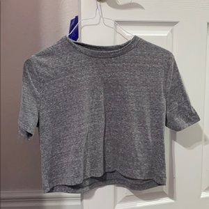 cropped grey shirt